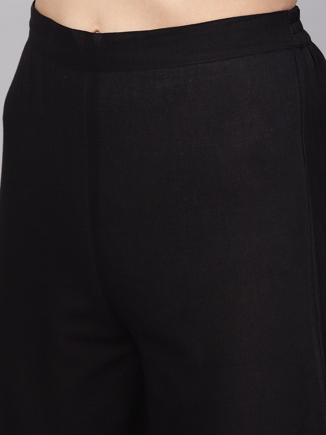 Women Off-White & Black Printed Kurta With Trousers | LASVINI - Redefining Indian Fashion with Elegance