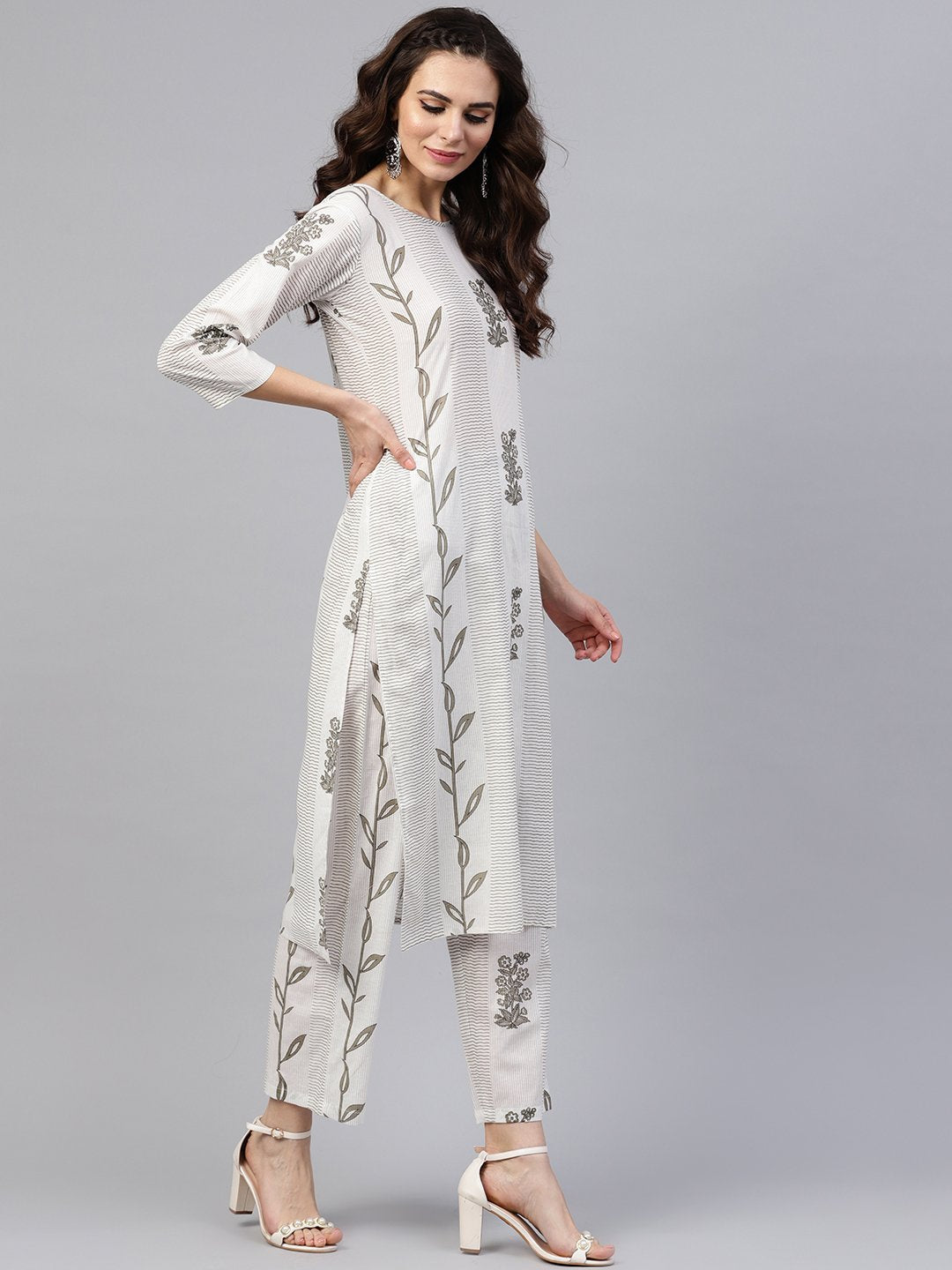 Grey Printed 3/4Th Sleeve Kurta With Palazzo | LASVINI - Redefining Indian Fashion with Elegance