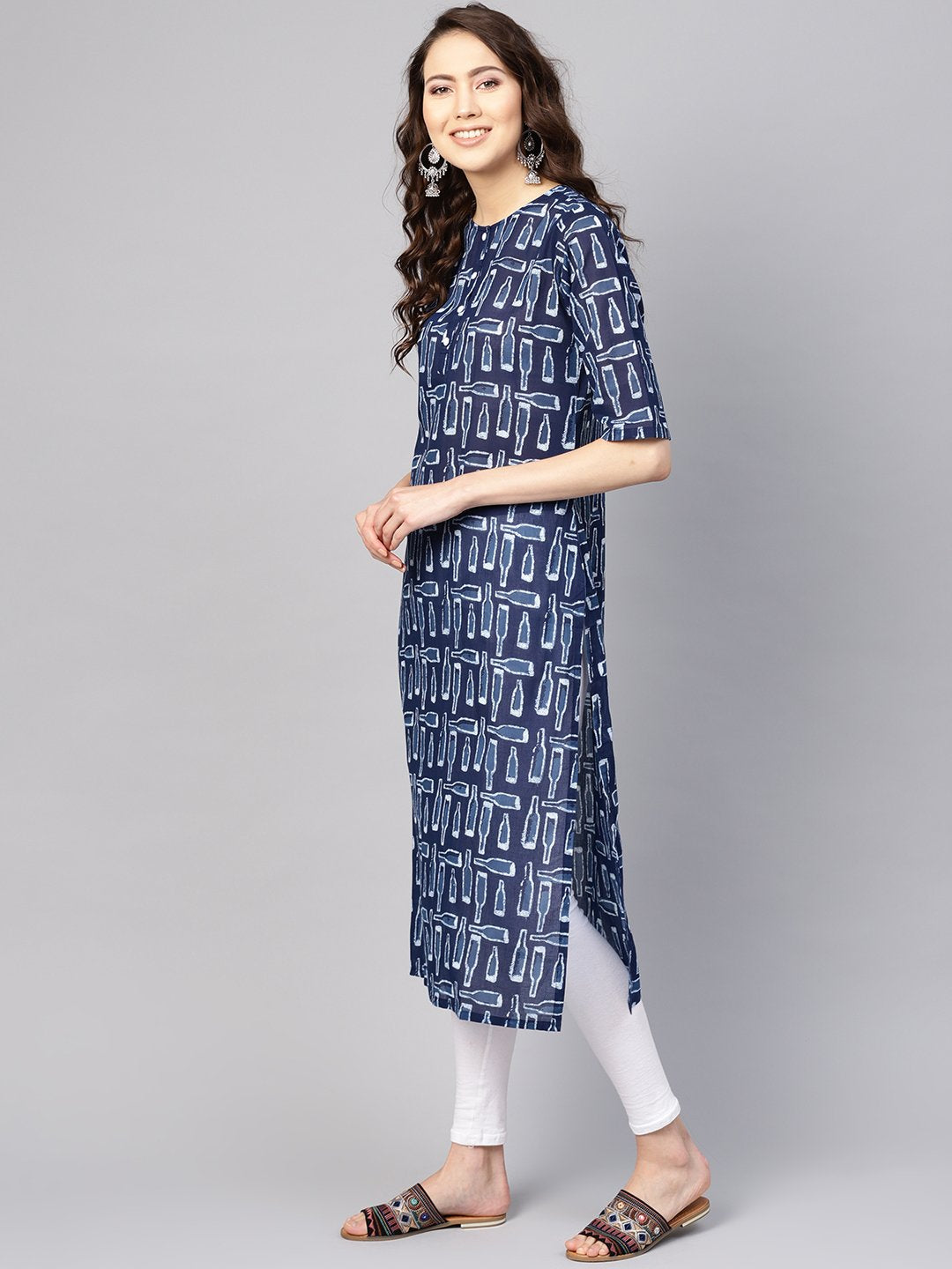 Women Blue & White Printed Straight Kurta | LASVINI - Redefining Indian Fashion with Elegance