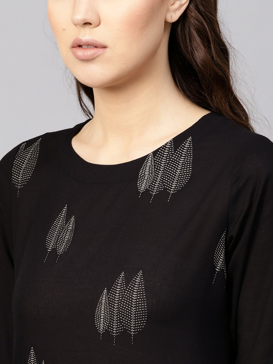 Women Black & Grey Printed Kurta With Trousers | LASVINI - Redefining Indian Fashion with Elegance