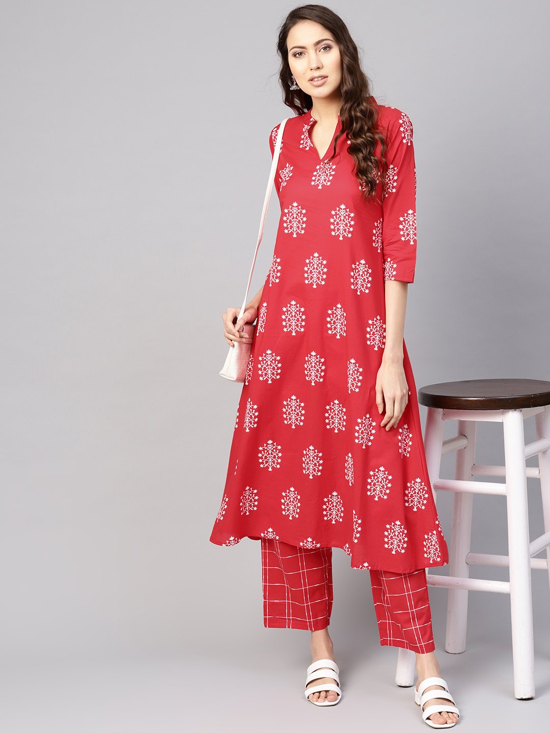 Women Red & White Printed Kurta With Trousers | LASVINI - Redefining Indian Fashion with Elegance
