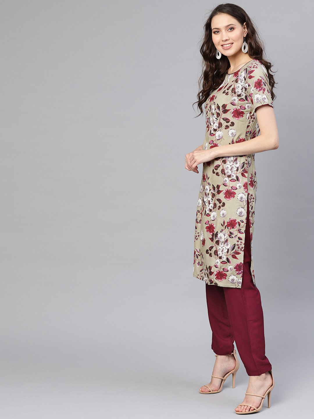 Women Grey & Burgundy Printed Kurta With Trousers | LASVINI - Redefining Indian Fashion with Elegance