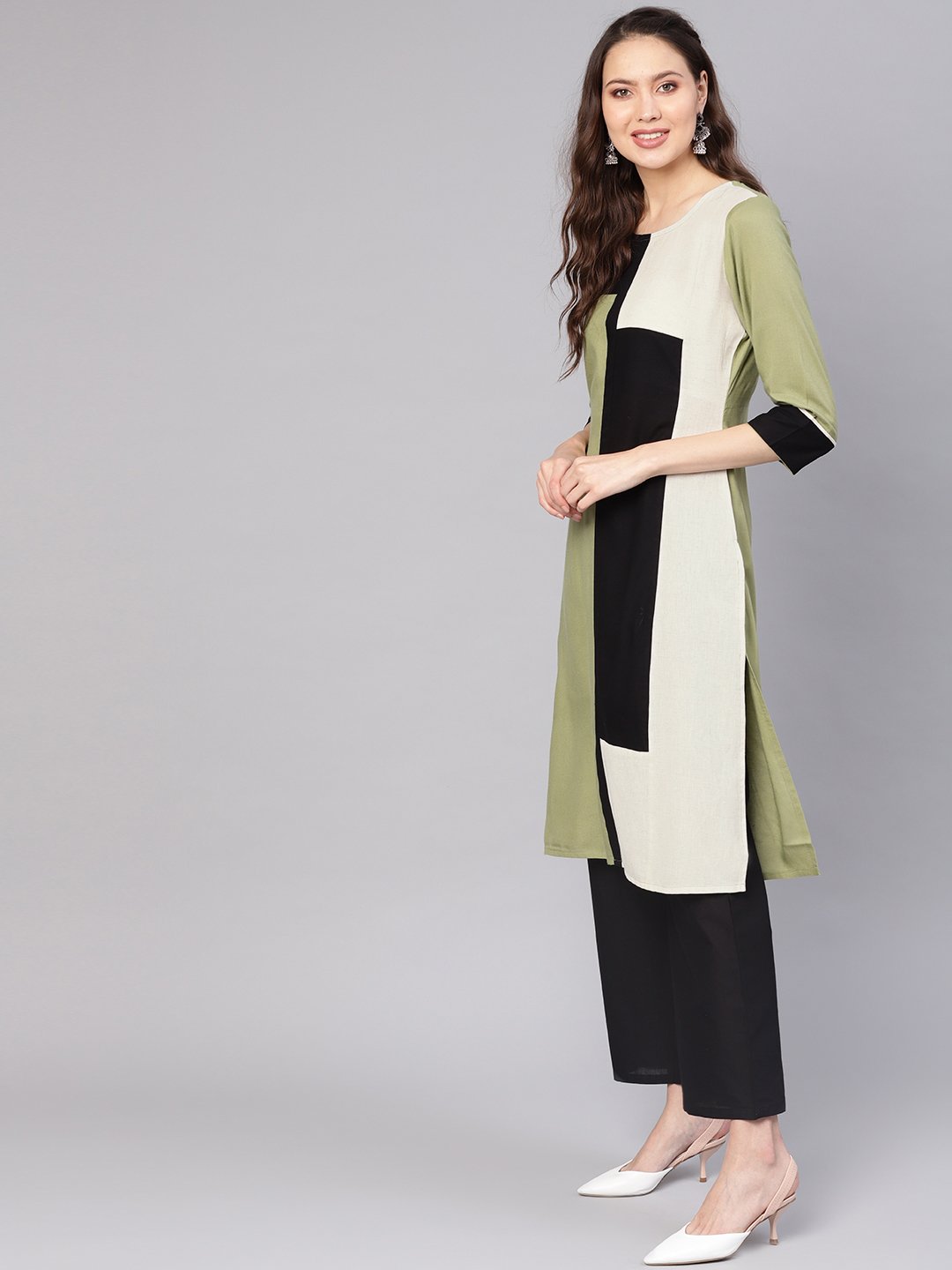 Women Green & Black Colourblocked Straight Kurta | LASVINI - Redefining Indian Fashion with Elegance