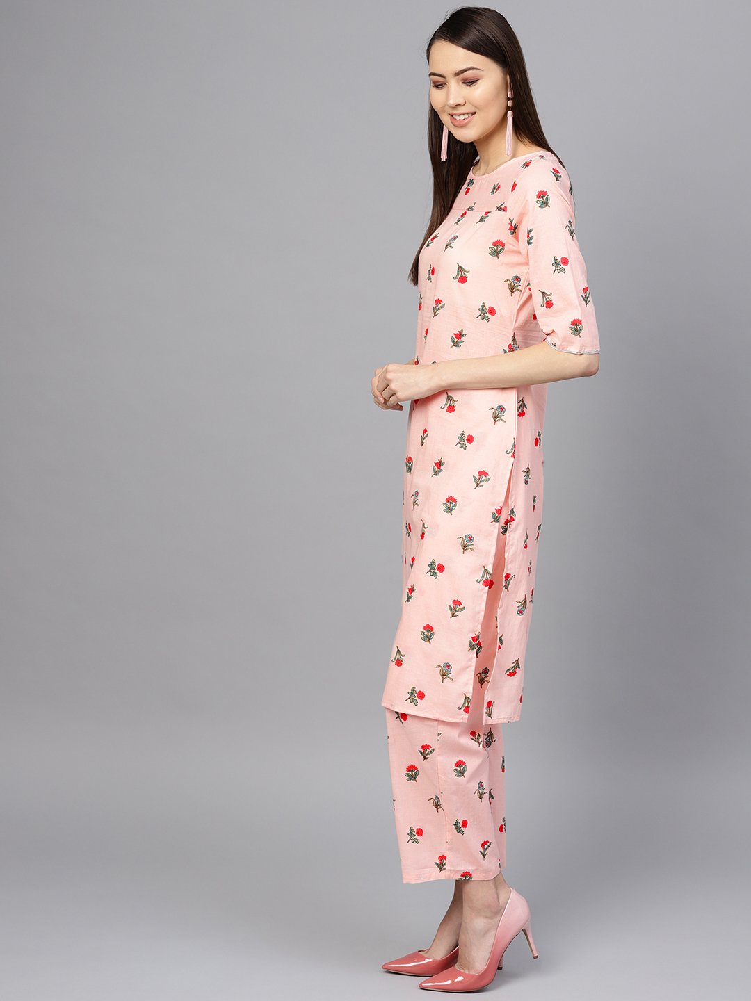 Women Peach-Coloured & Red Printed Kurta With Palazzos | LASVINI - Redefining Indian Fashion with Elegance