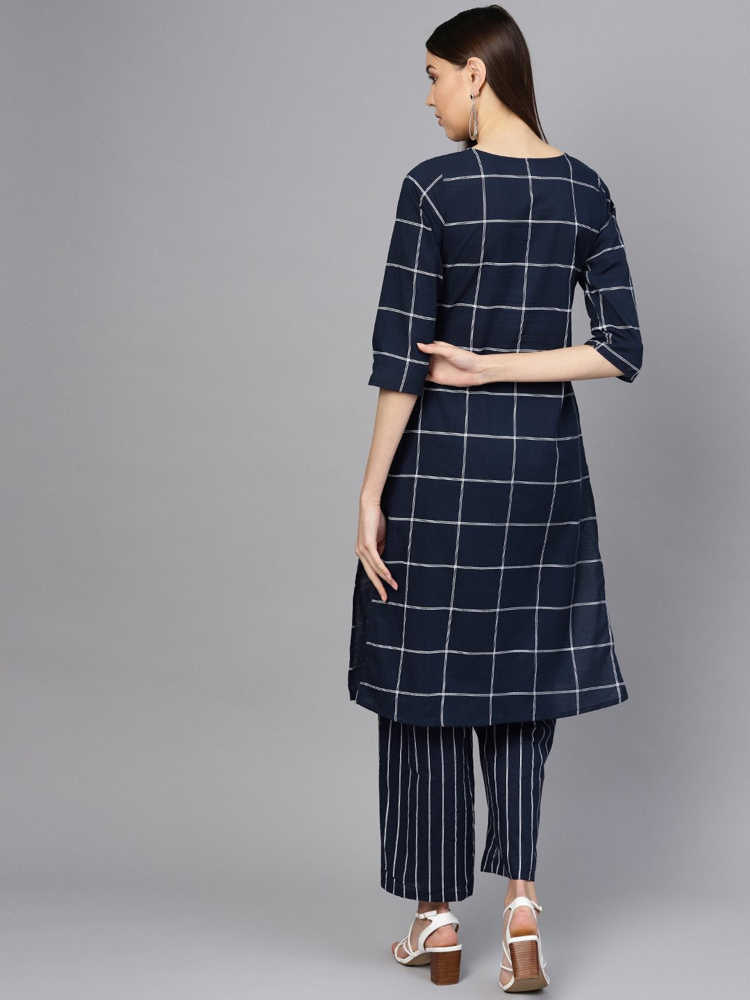 Women Navy Blue & White Checked Kurta With Palazzos | LASVINI - Redefining Indian Fashion with Elegance