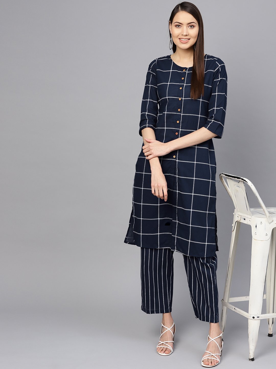 Women Navy Blue & White Checked Kurta With Palazzos | LASVINI - Redefining Indian Fashion with Elegance