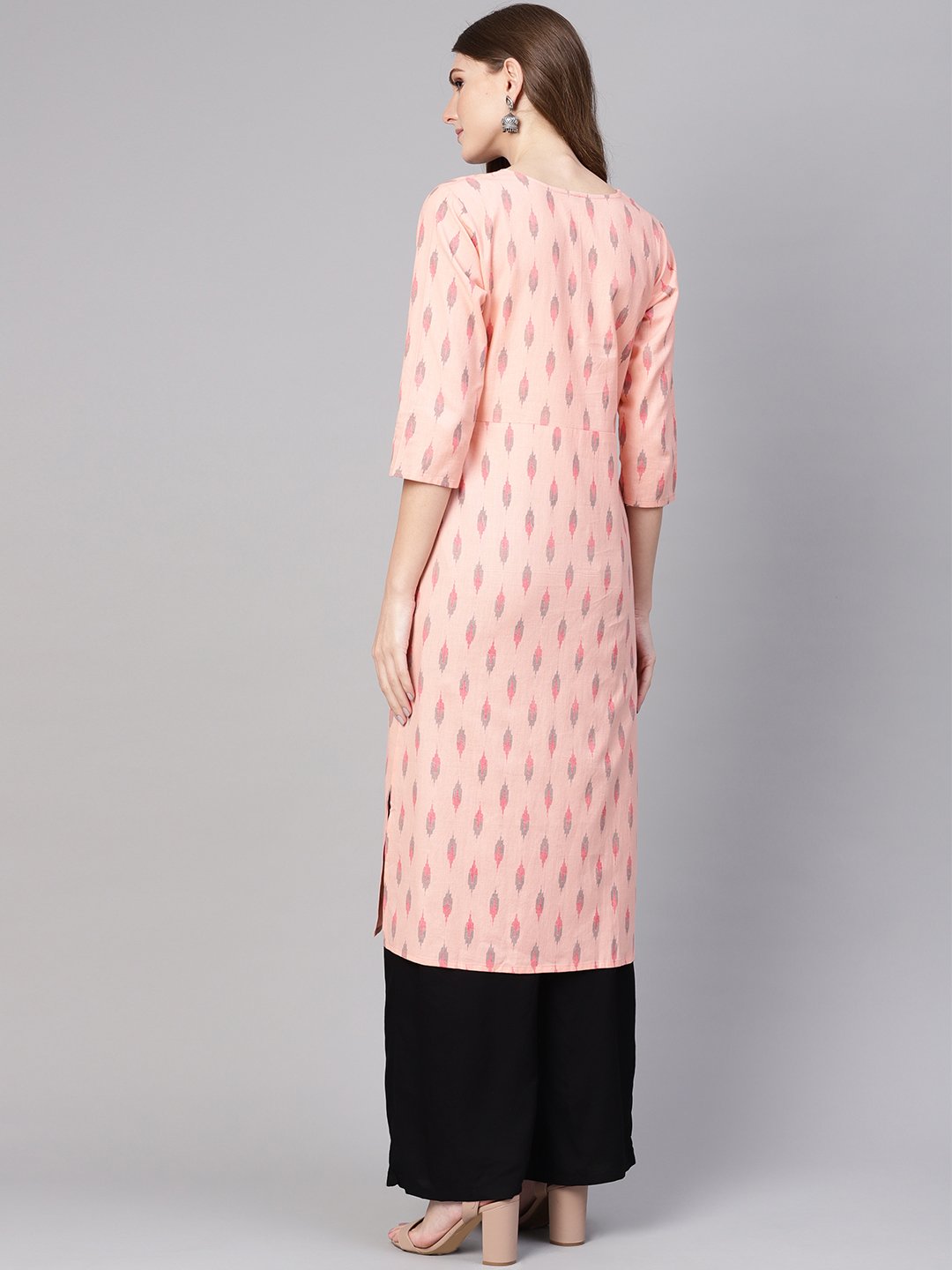 Women Peach-Coloured & Black Ikat Print Straight Kurta | LASVINI - Redefining Indian Fashion with Elegance