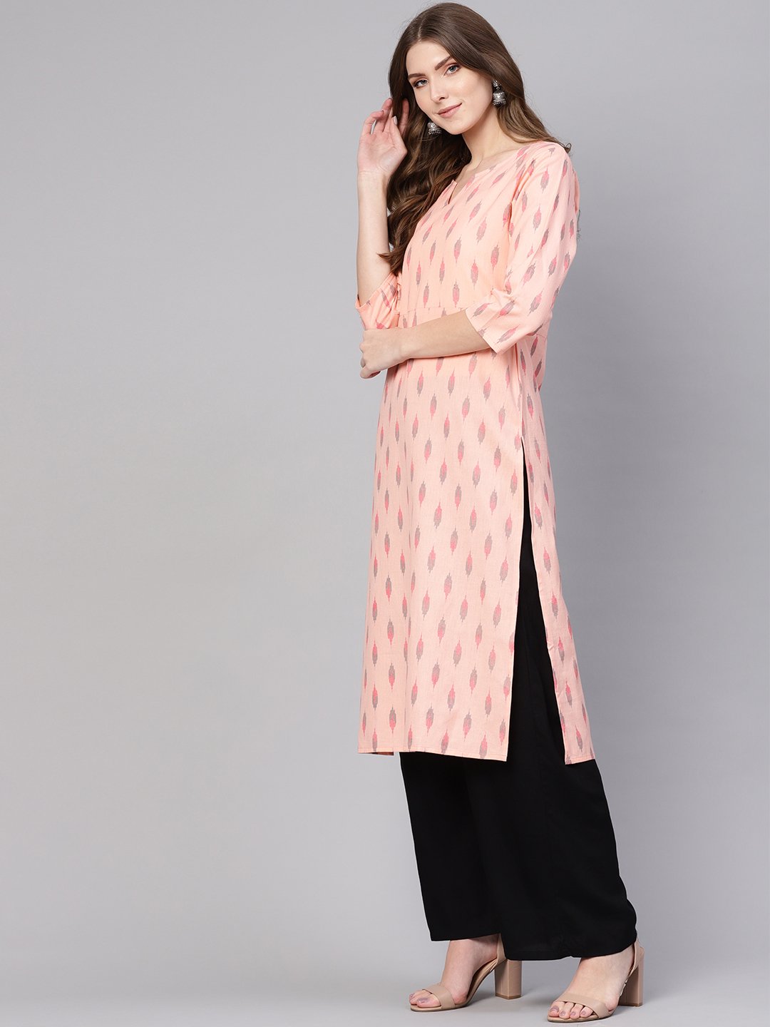 Women Peach-Coloured & Black Ikat Print Straight Kurta | LASVINI - Redefining Indian Fashion with Elegance
