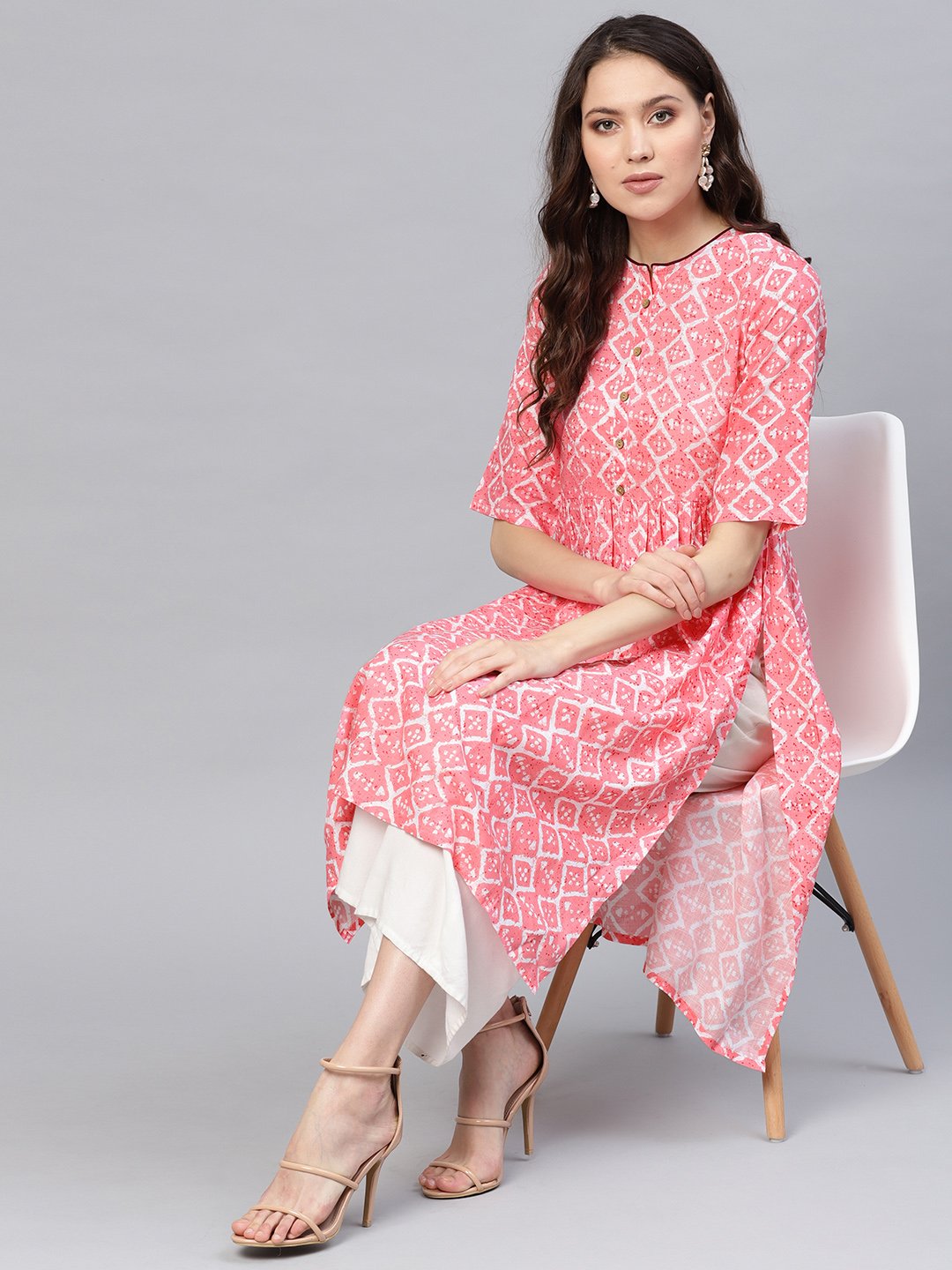 Women Pink & Off-White Printed Straight Kurta | LASVINI - Redefining Indian Fashion with Elegance