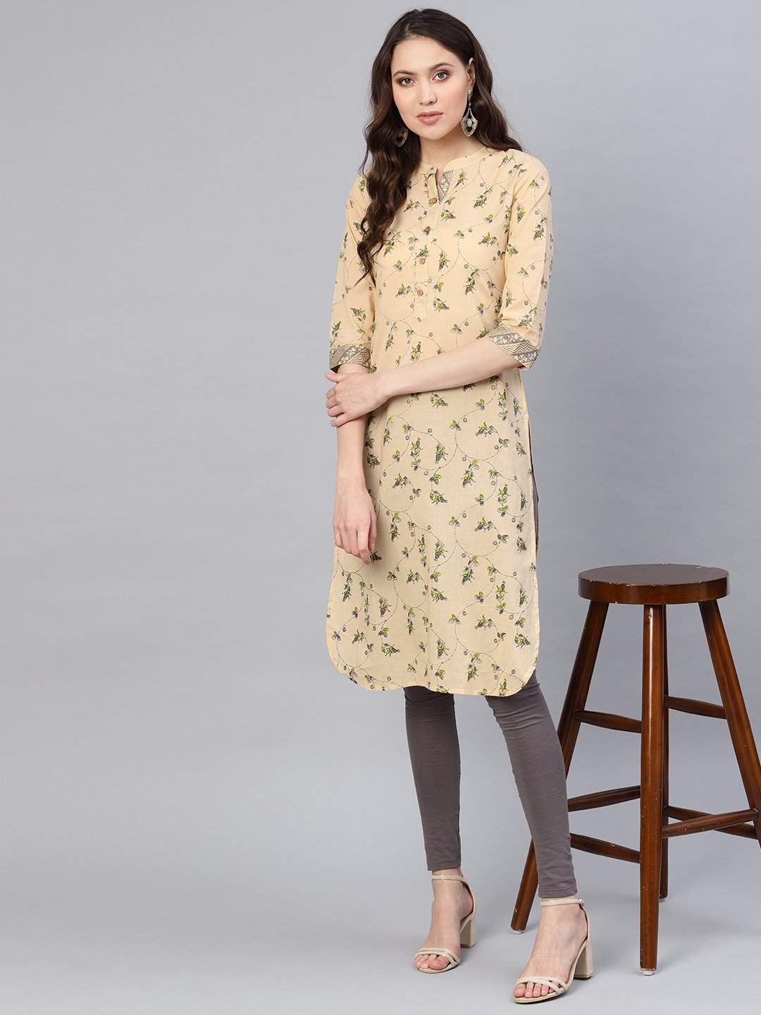 Women Beige & Green Printed Straight Kurta | LASVINI - Redefining Indian Fashion with Elegance