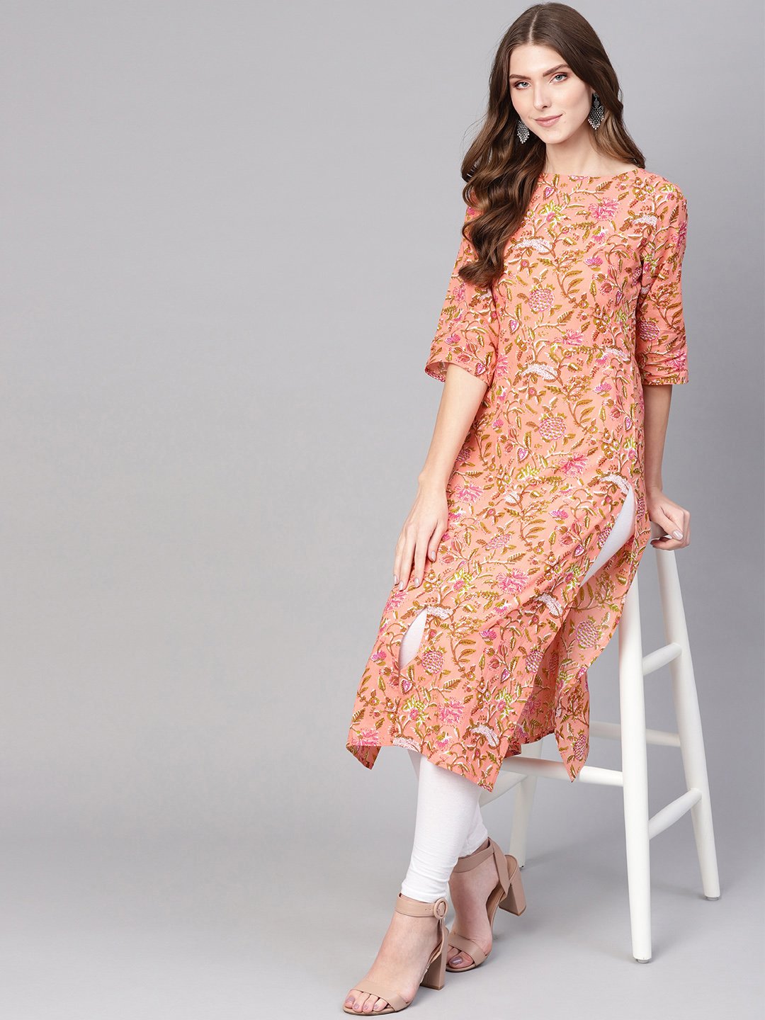 Women Peach-Coloured & Olive Green Printed Straight Kurta | LASVINI - Redefining Indian Fashion with Elegance