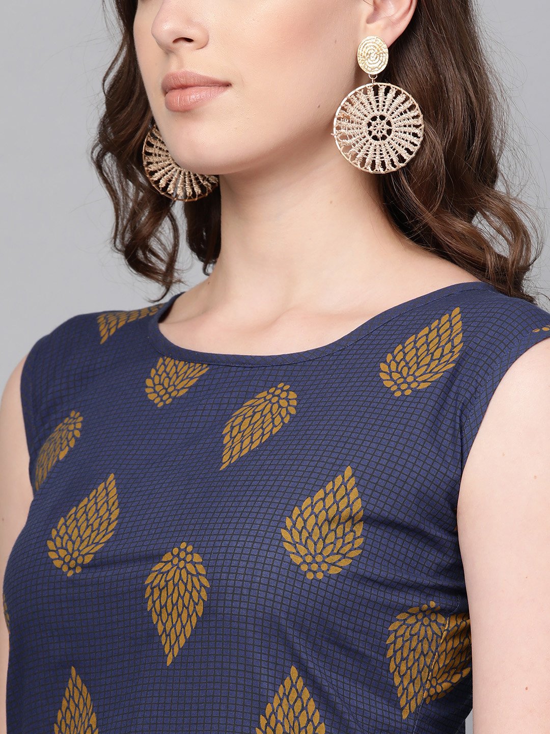 Women Navy Blue Sleeveless Printed Straight Pure Cotton Kurta With Trouser Set | LASVINI - Redefining Indian Fashion with Elegance