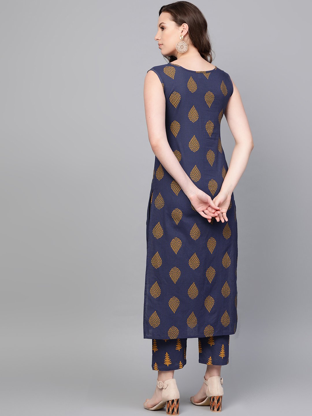 Women Navy Blue Sleeveless Printed Straight Pure Cotton Kurta With Trouser Set | LASVINI - Redefining Indian Fashion with Elegance