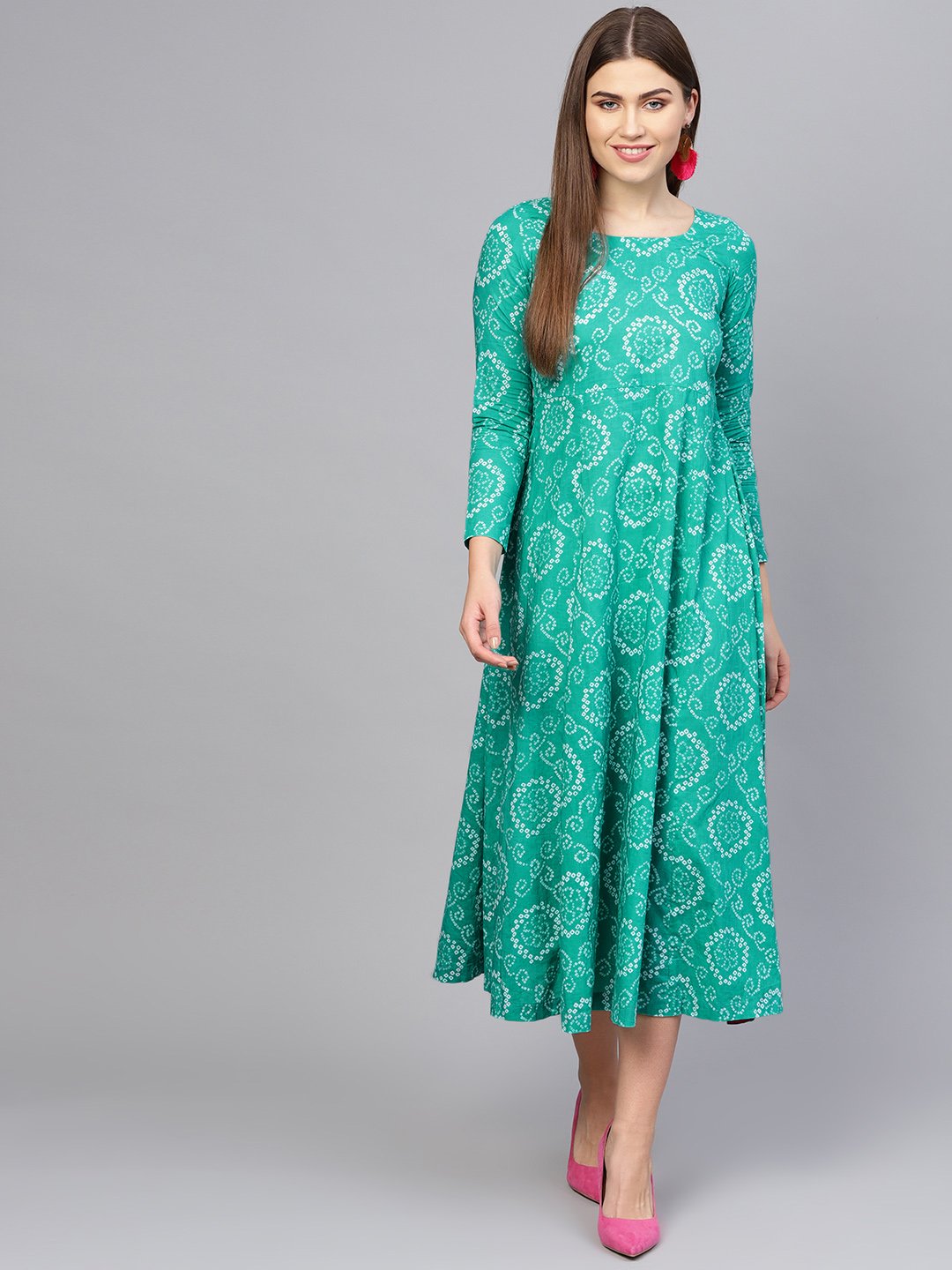 Women Green & White Printed Maxi Dress | LASVINI - Redefining Indian Fashion with Elegance