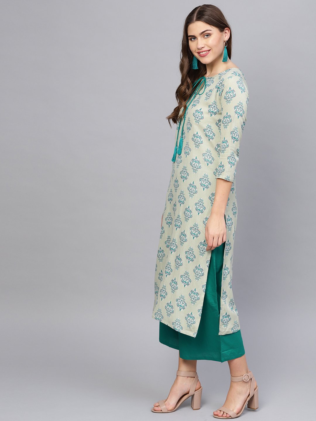 Women Green & Grey Printed Kurta With Palazzos | LASVINI - Redefining Indian Fashion with Elegance