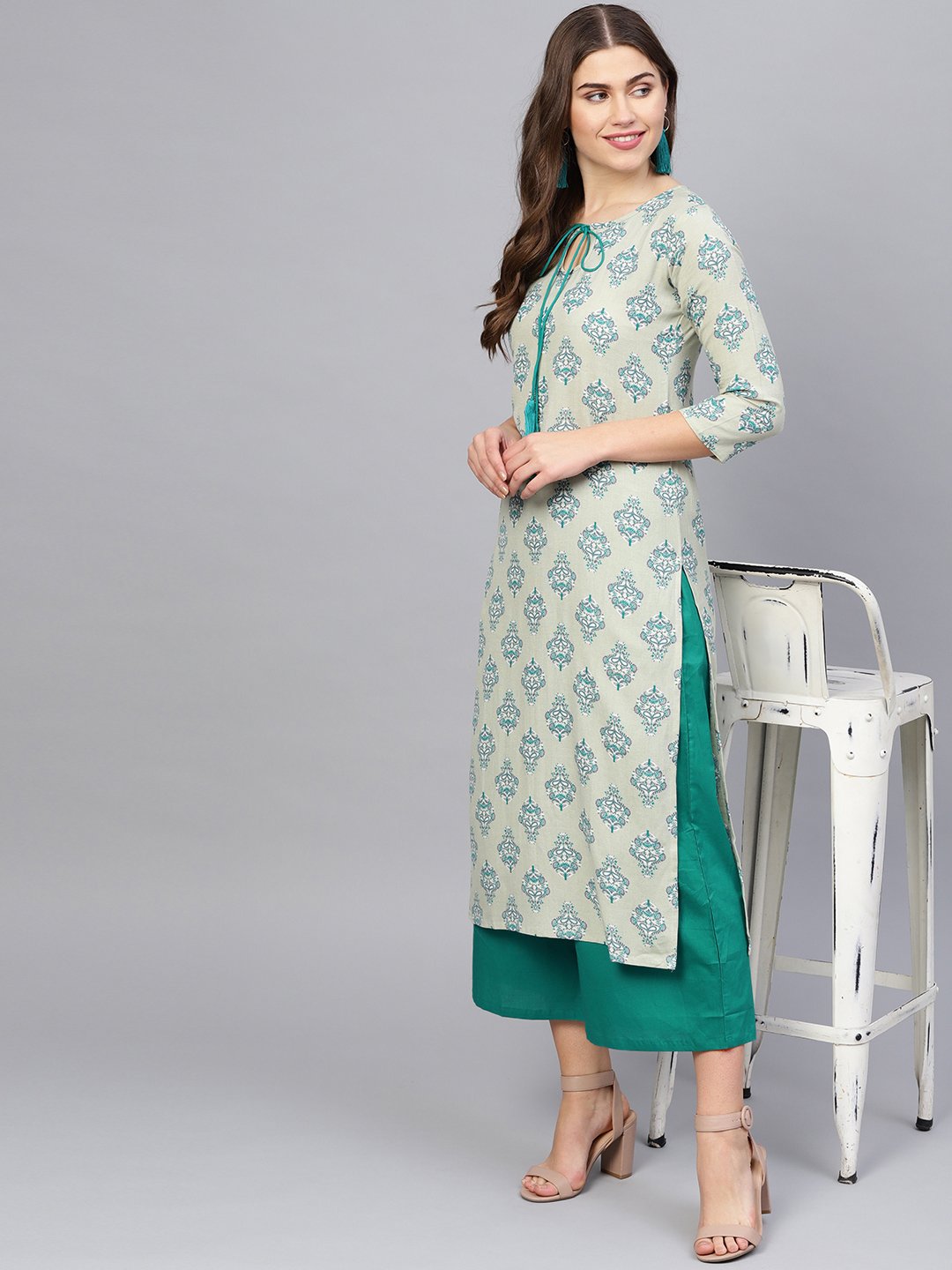 Women Green & Grey Printed Kurta With Palazzos | LASVINI - Redefining Indian Fashion with Elegance