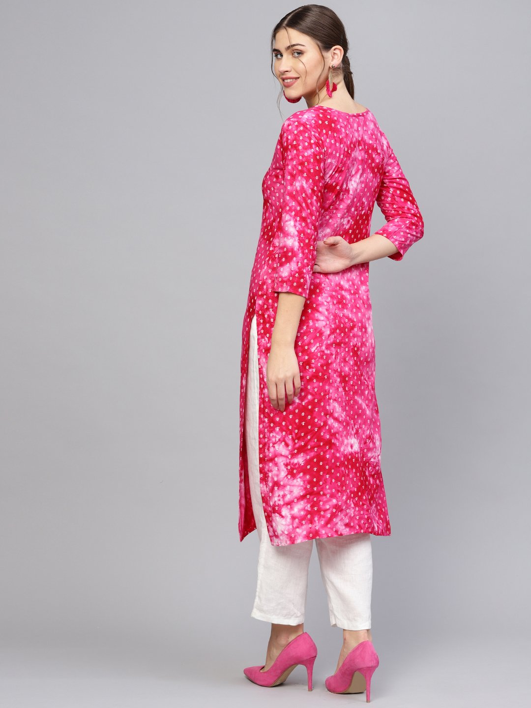 Women Pink & White Printed Straight Kurta | LASVINI - Redefining Indian Fashion with Elegance