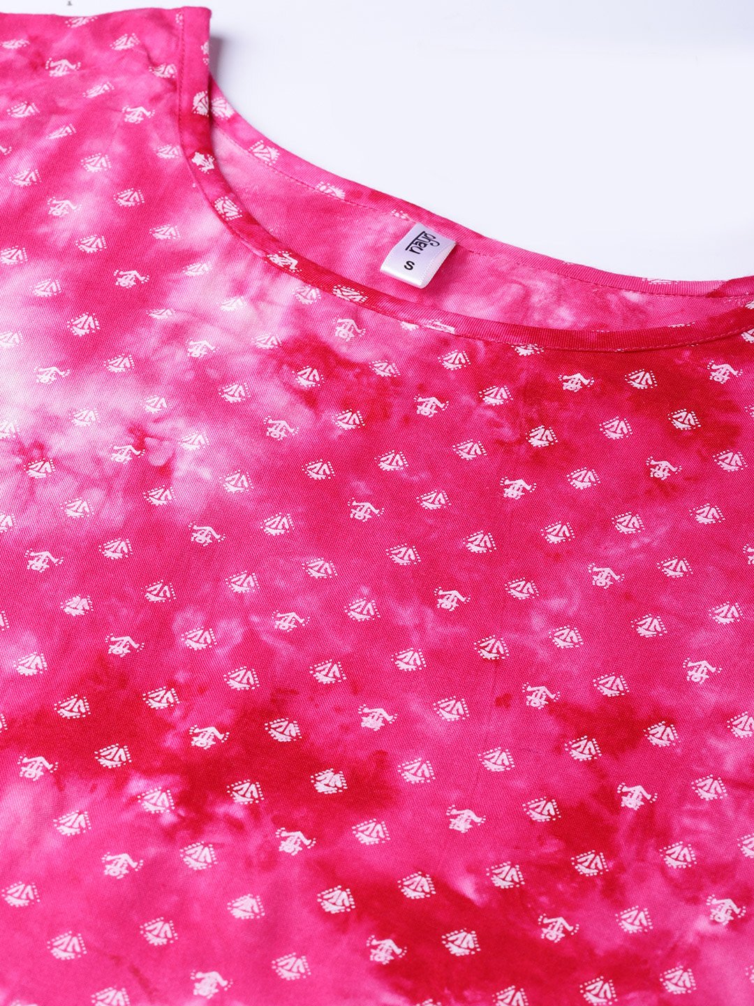 Women Pink & White Printed Straight Kurta | LASVINI - Redefining Indian Fashion with Elegance