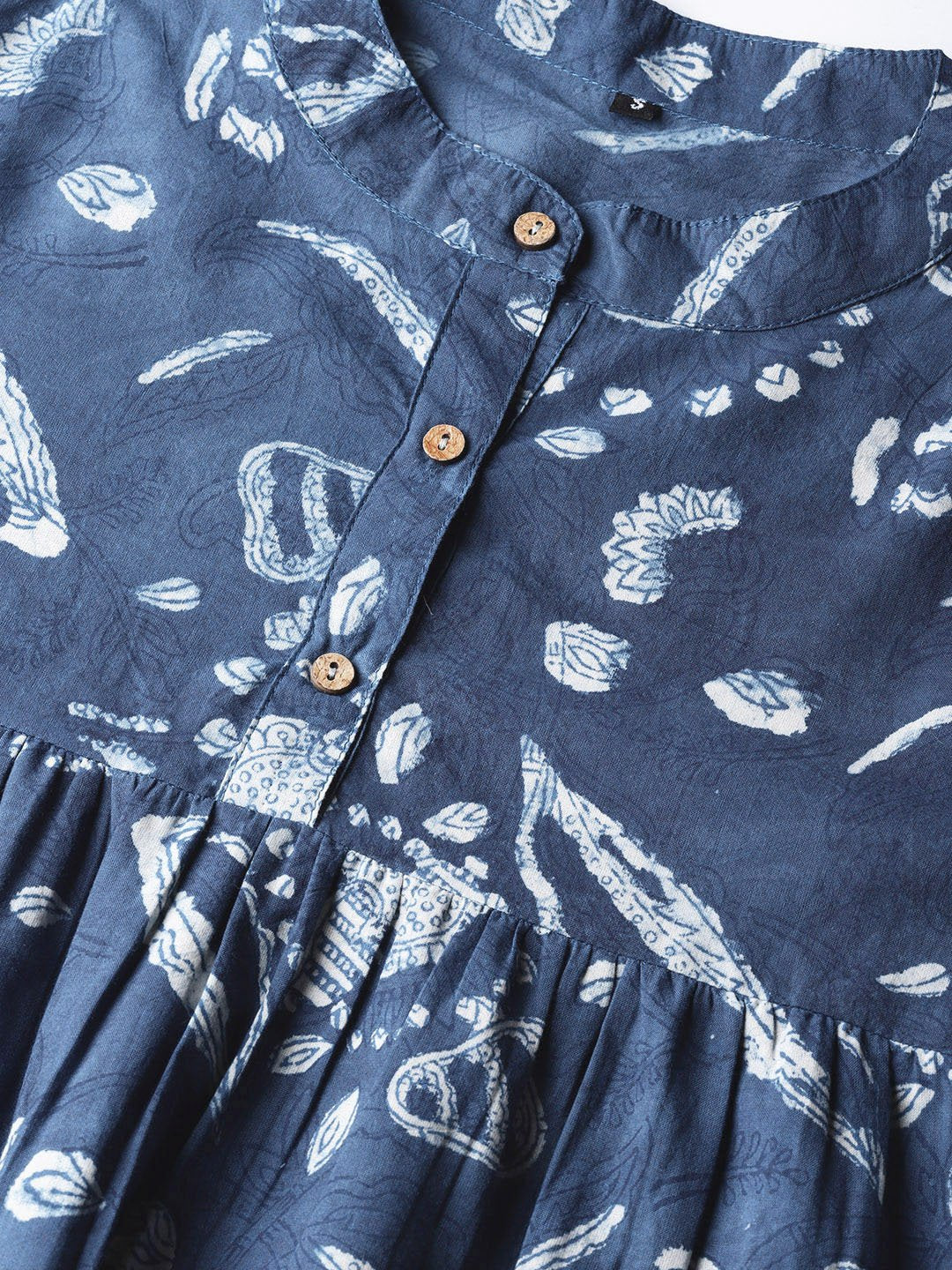 Women Blue & Off-White Printed Tunic | LASVINI - Redefining Indian Fashion with Elegance