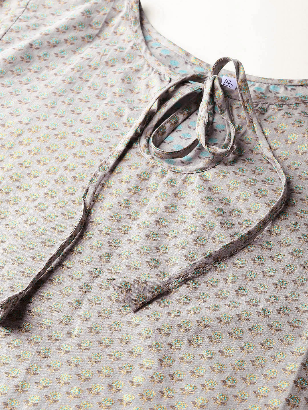 Women Grey Short Sleeves Keyhole Neck Straight Pure Cotton Kurta And Trousers Set | LASVINI - Redefining Indian Fashion with Elegance