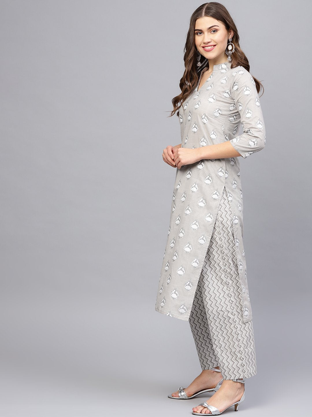 Women Grey & Off-White Printed Kurta With Trousers | LASVINI - Redefining Indian Fashion with Elegance