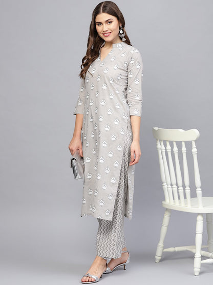 Women Grey & Off-White Printed Kurta With Trousers | LASVINI - Redefining Indian Fashion with Elegance