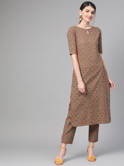 Women Green & Red Straight Geometric Printed Kurta And Palazzos Set | LASVINI - Redefining Indian Fashion with Elegance