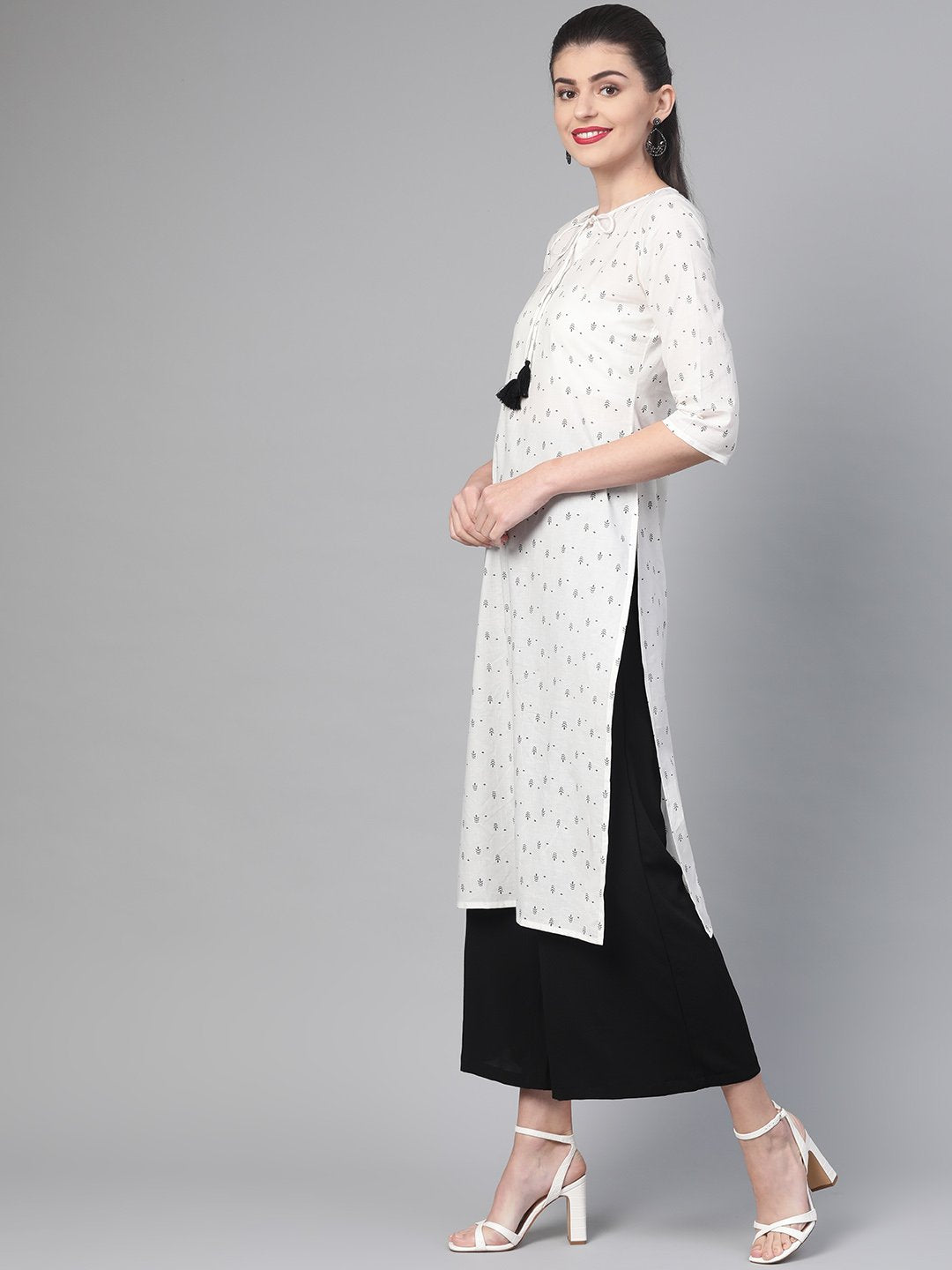 Women White & Black Cotton Straight Geometric Printed Kurta | LASVINI - Redefining Indian Fashion with Elegance