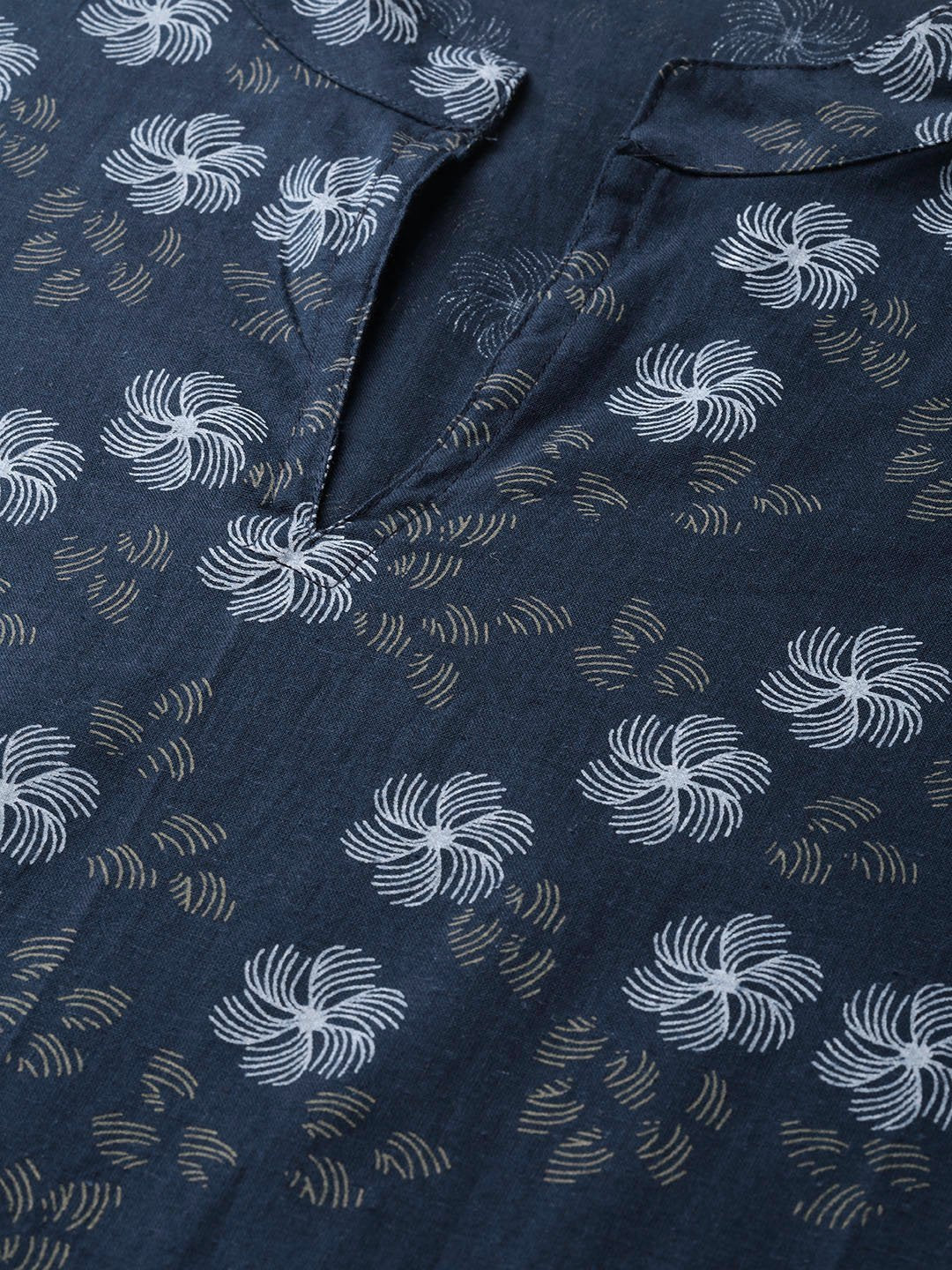 Women Navy Blue & Blue Straight Floral Printed Kurta And Trousers Set | LASVINI - Redefining Indian Fashion with Elegance