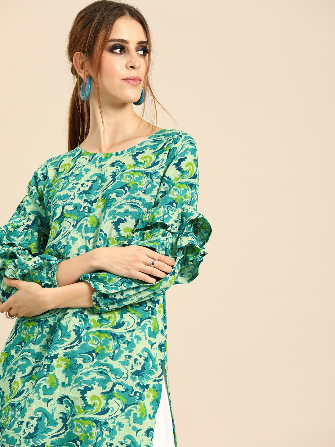 Women Green Calf Length Long Sleeves Straight Floral Printed Cotton Kurta | LASVINI - Redefining Indian Fashion with Elegance
