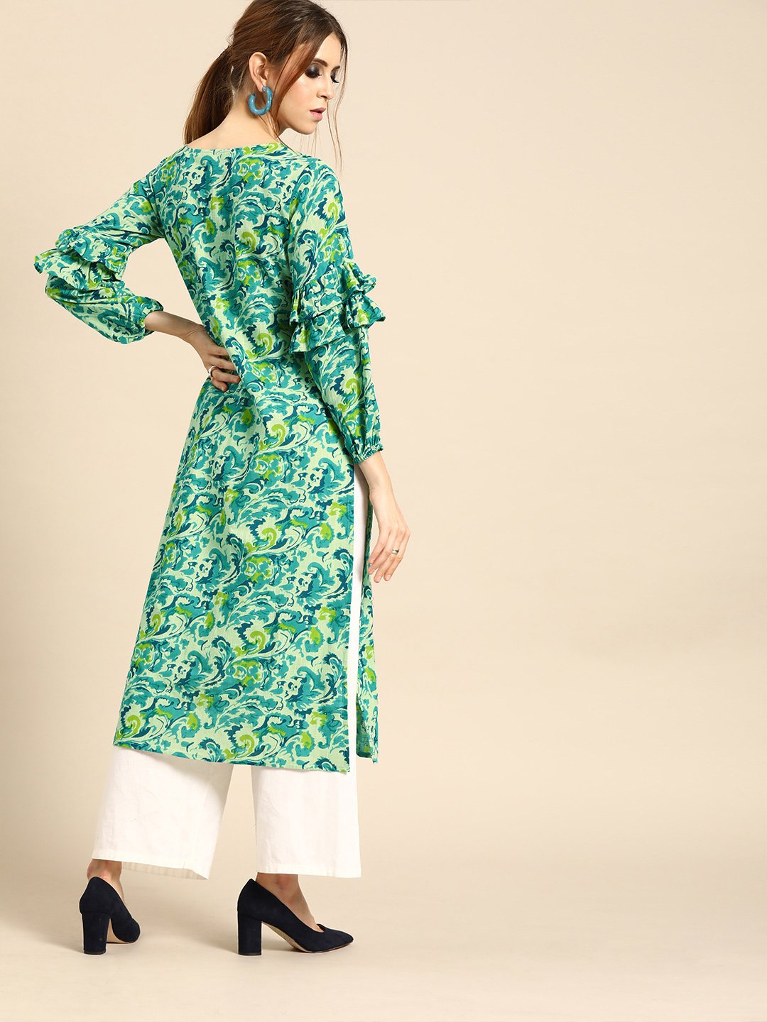 Women Green Calf Length Long Sleeves Straight Floral Printed Cotton Kurta | LASVINI - Redefining Indian Fashion with Elegance