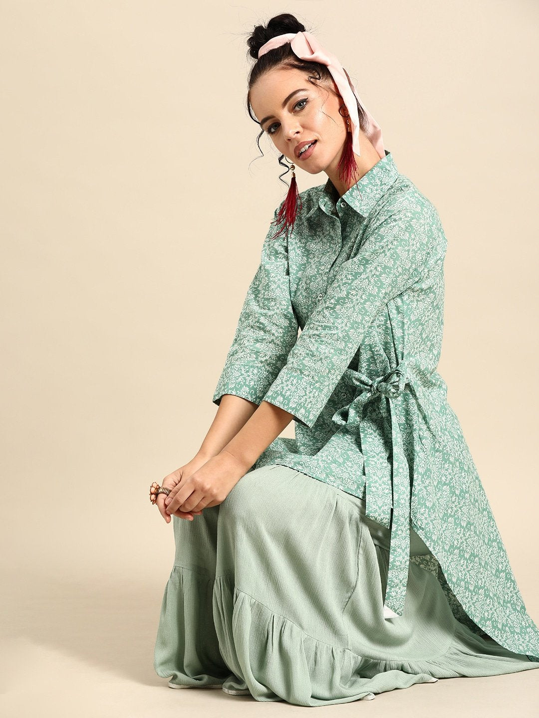 Women Green & White Printed Tunic | LASVINI - Redefining Indian Fashion with Elegance