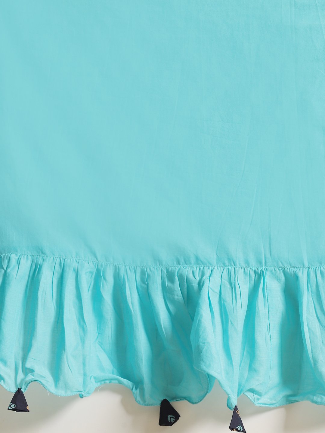 Women Navy Blue Ruffled Mul Saree With Blouse | LASVINI - Redefining Indian Fashion with Elegance