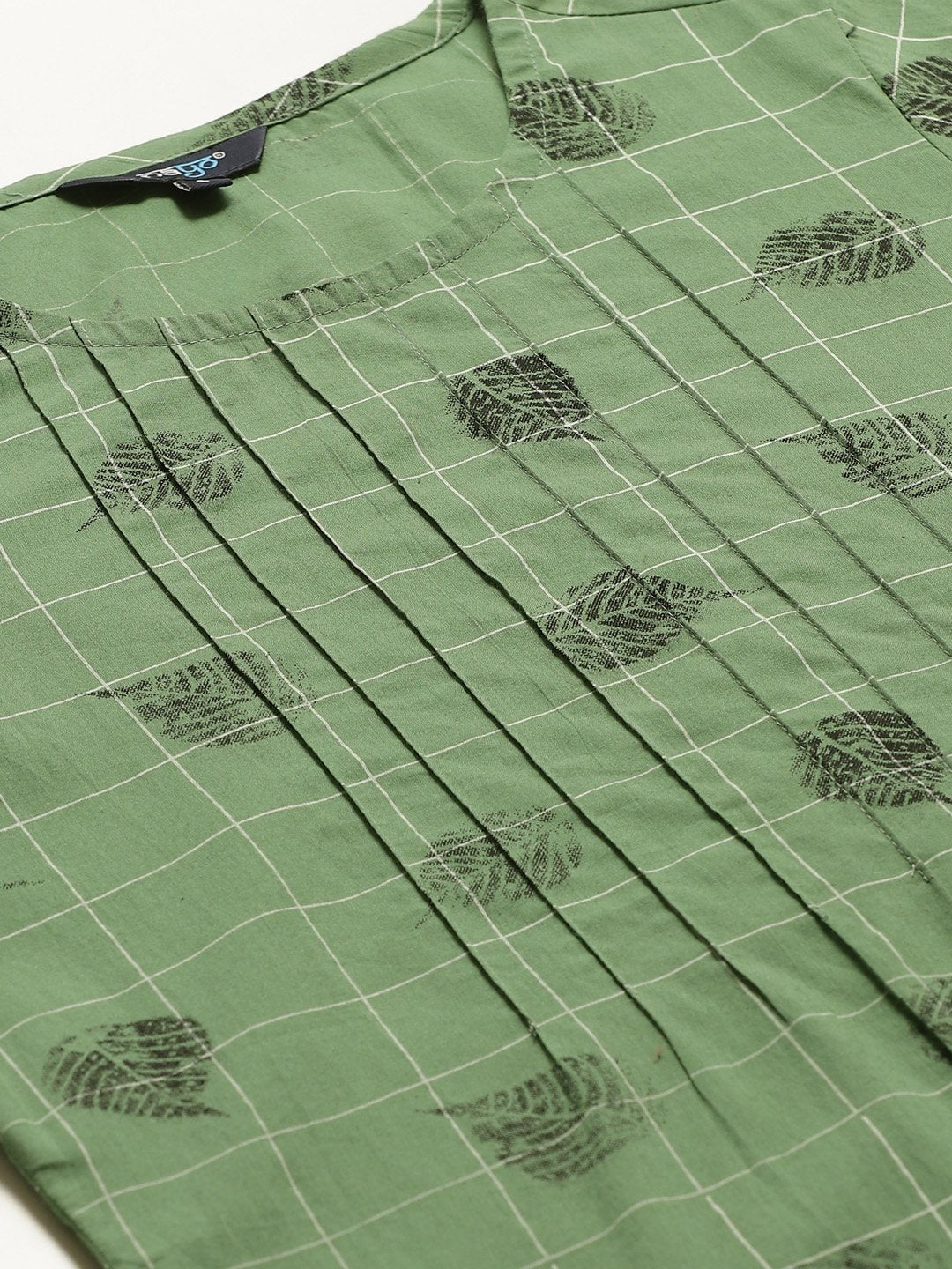 Women Green Calf Length Three-Quarter Sleeves Straight Ethnic Motifs Yoke Design Cotton Kurta | LASVINI - Redefining Indian Fashion with Elegance