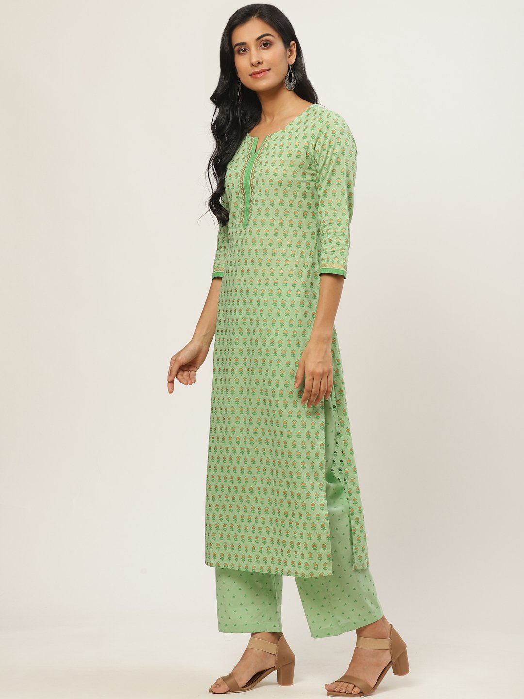 Women Green Three-Quarter Sleeves Straight Kurta With Palazzo | LASVINI - Redefining Indian Fashion with Elegance