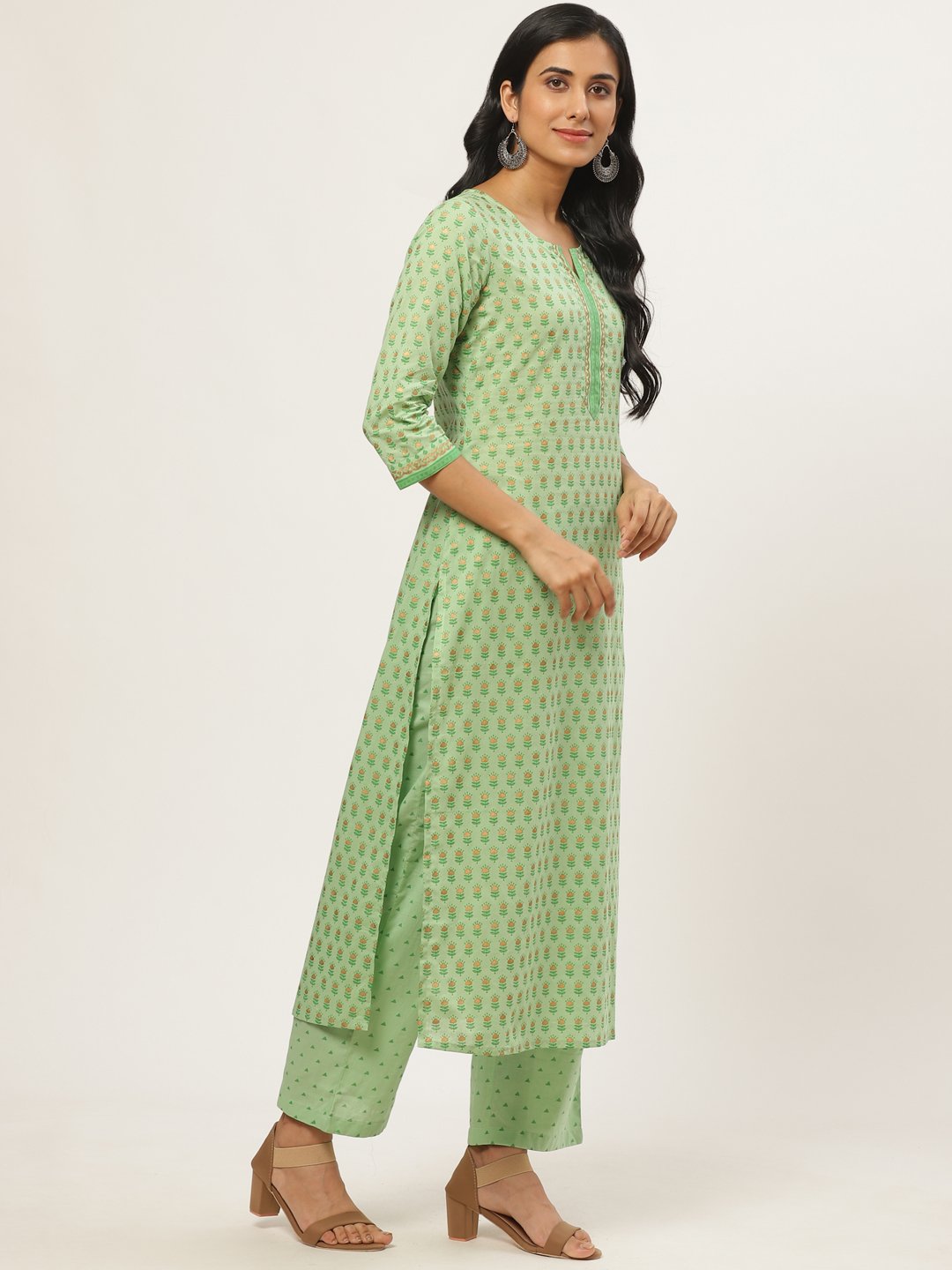 Women Green Three-Quarter Sleeves Straight Kurta With Palazzo | LASVINI - Redefining Indian Fashion with Elegance