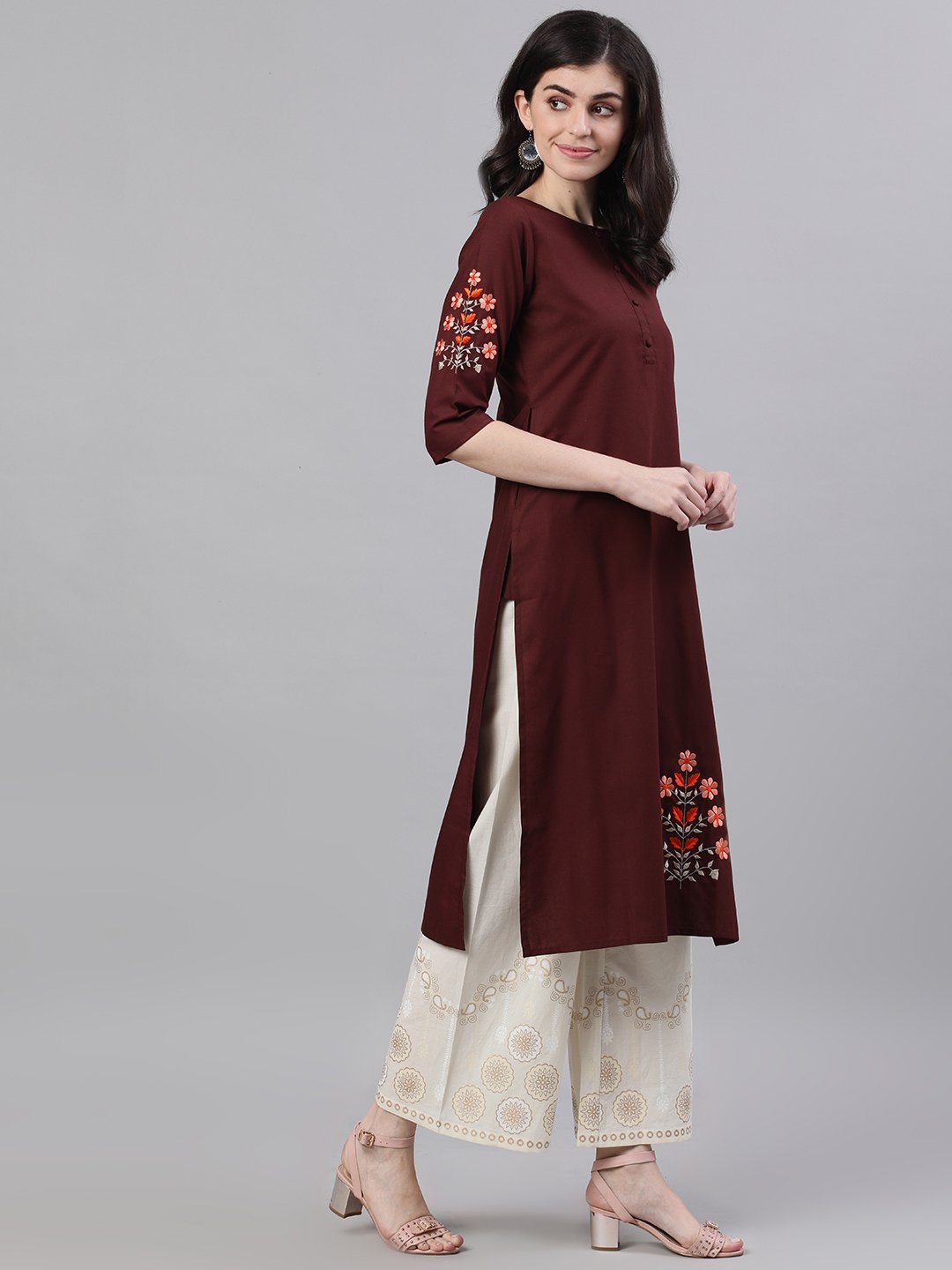 Women Off White Trouser With Border Print | LASVINI - Redefining Indian Fashion with Elegance