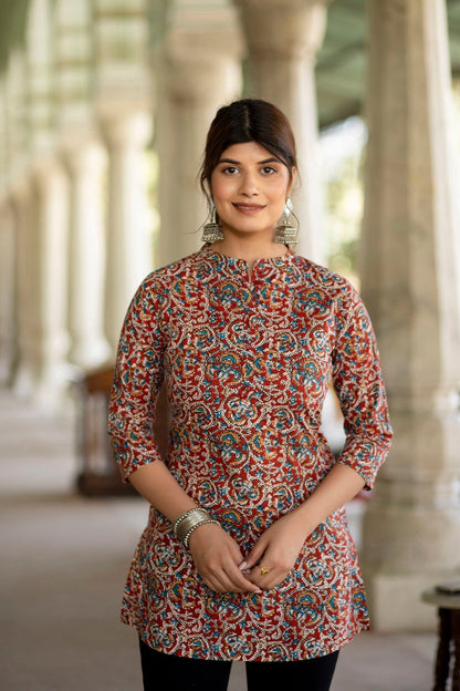 Women Maroon Printed Tunic With Mandarin Collar & Three Quarter Sleeves | LASVINI - Redefining Indian Fashion with Elegance