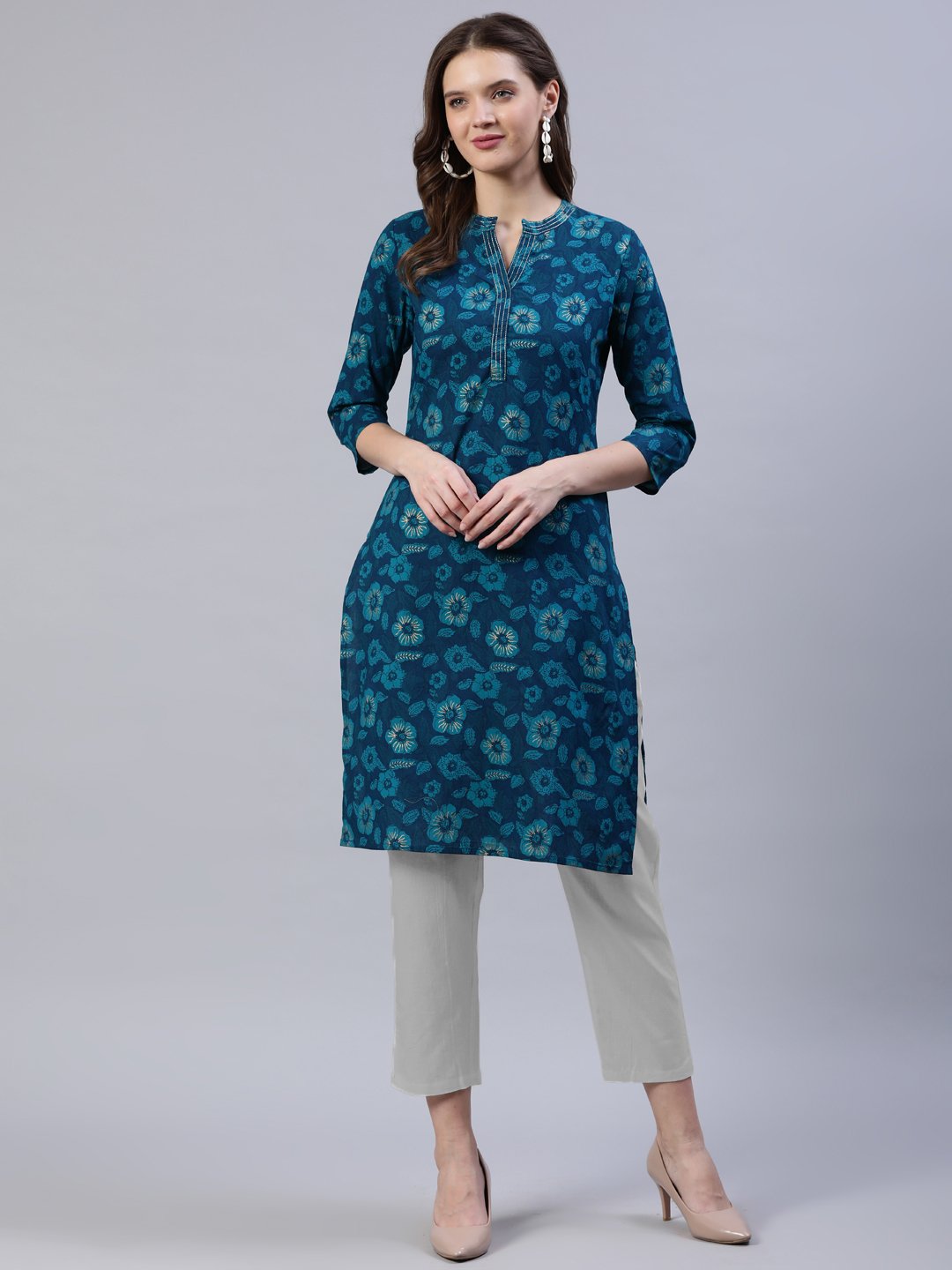 Women Green Straight Kurti With Three Quarter Sleeves | LASVINI - Redefining Indian Fashion with Elegance