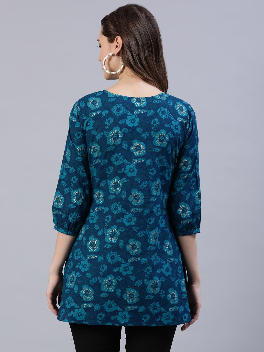 Women Green Box Pleated Tunic | LASVINI - Redefining Indian Fashion with Elegance