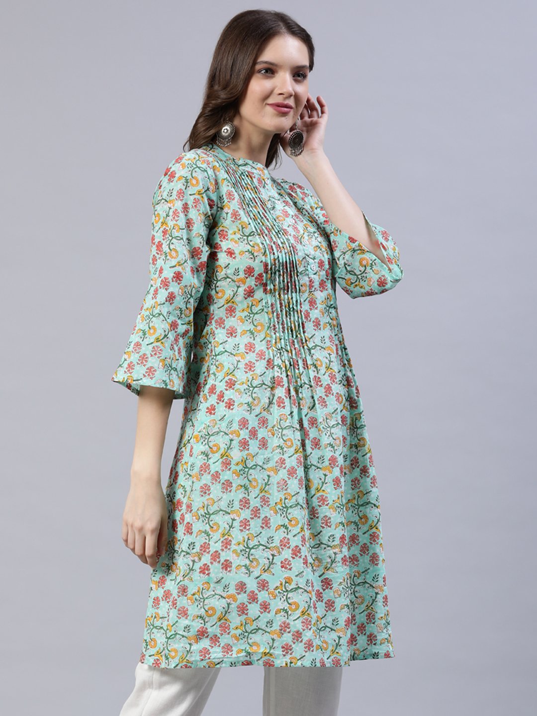 Women Green Pleated A-Line Kurta With Three Quarter Sleeves | LASVINI - Redefining Indian Fashion with Elegance