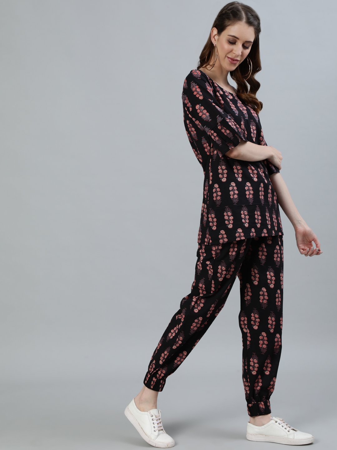 Women Black Printed Night Suit | LASVINI - Redefining Indian Fashion with Elegance