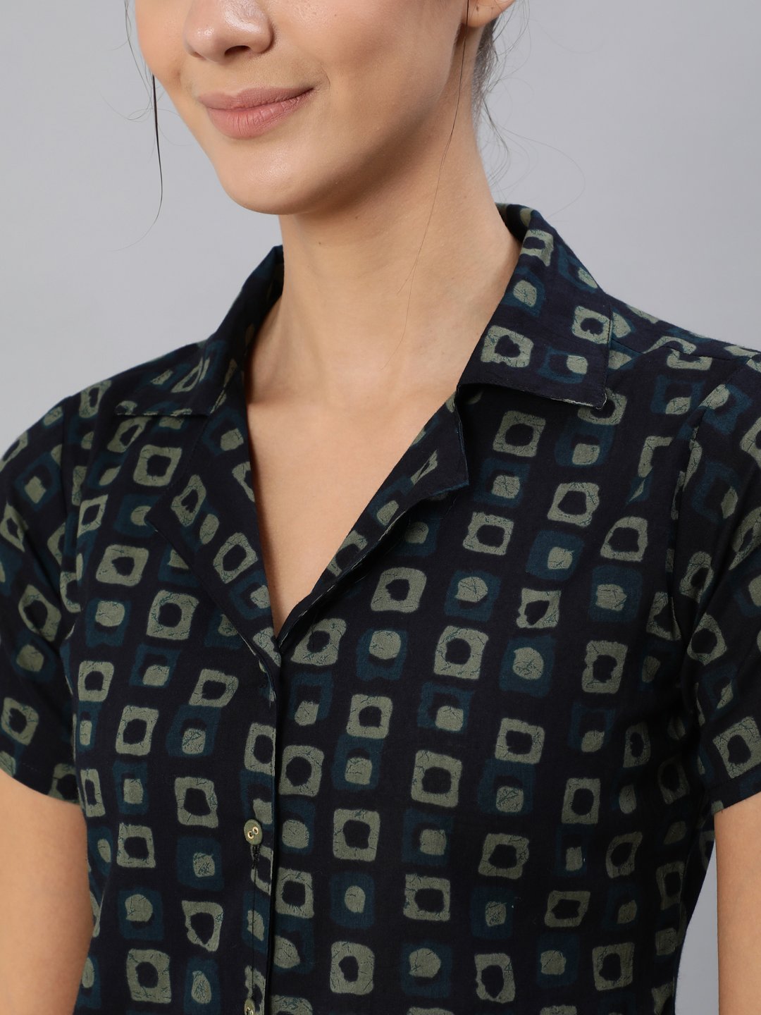 Women Dark Green Printed Night Suit Set | LASVINI - Redefining Indian Fashion with Elegance