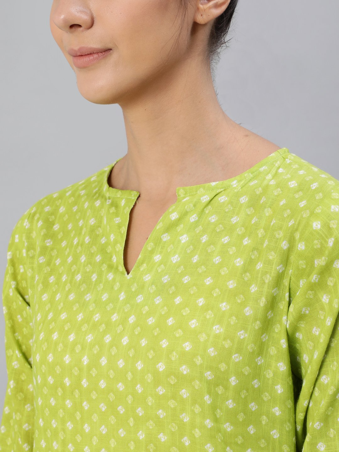 Women Green Printed Night Suit Set | LASVINI - Redefining Indian Fashion with Elegance