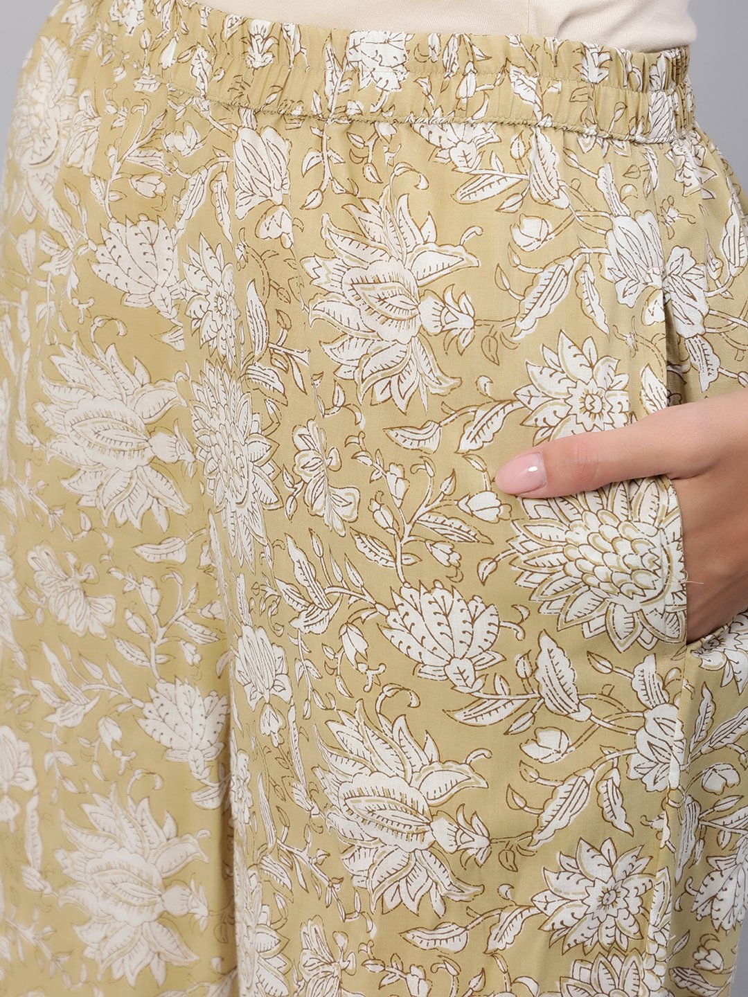 Women Olive Green Floral Printed Night Suit Set | LASVINI - Redefining Indian Fashion with Elegance