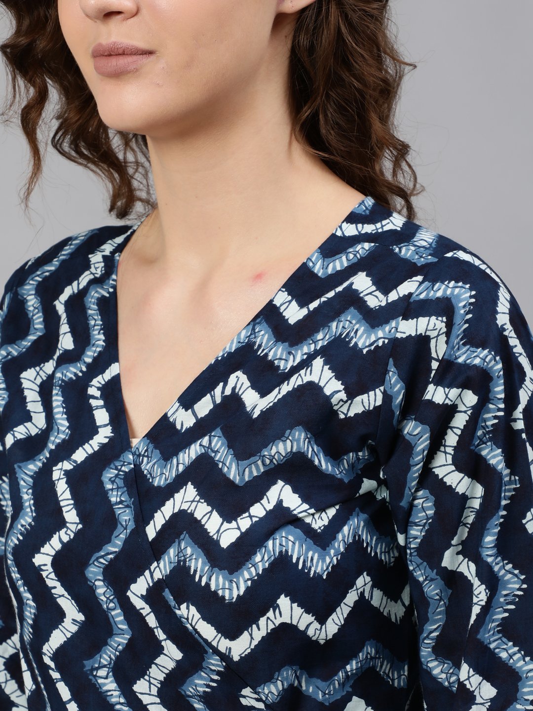 Women Navy Blue Zig-Zac Wrap Round Night Suit | LASVINI - Redefining Indian Fashion with Elegance