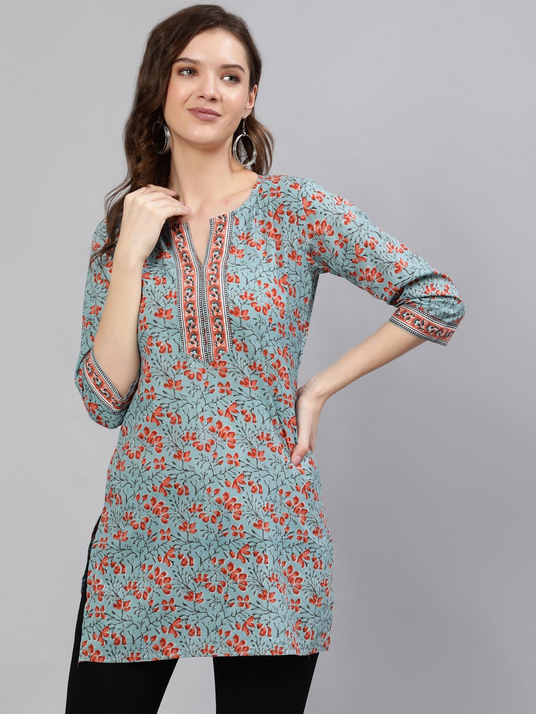 Women Green Floral Printed Tunic With Three Quarter Sleeves | LASVINI - Redefining Indian Fashion with Elegance