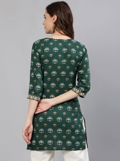 Women Green & Gold Printed Tunic With Three Quarter Sleeves | LASVINI - Redefining Indian Fashion with Elegance