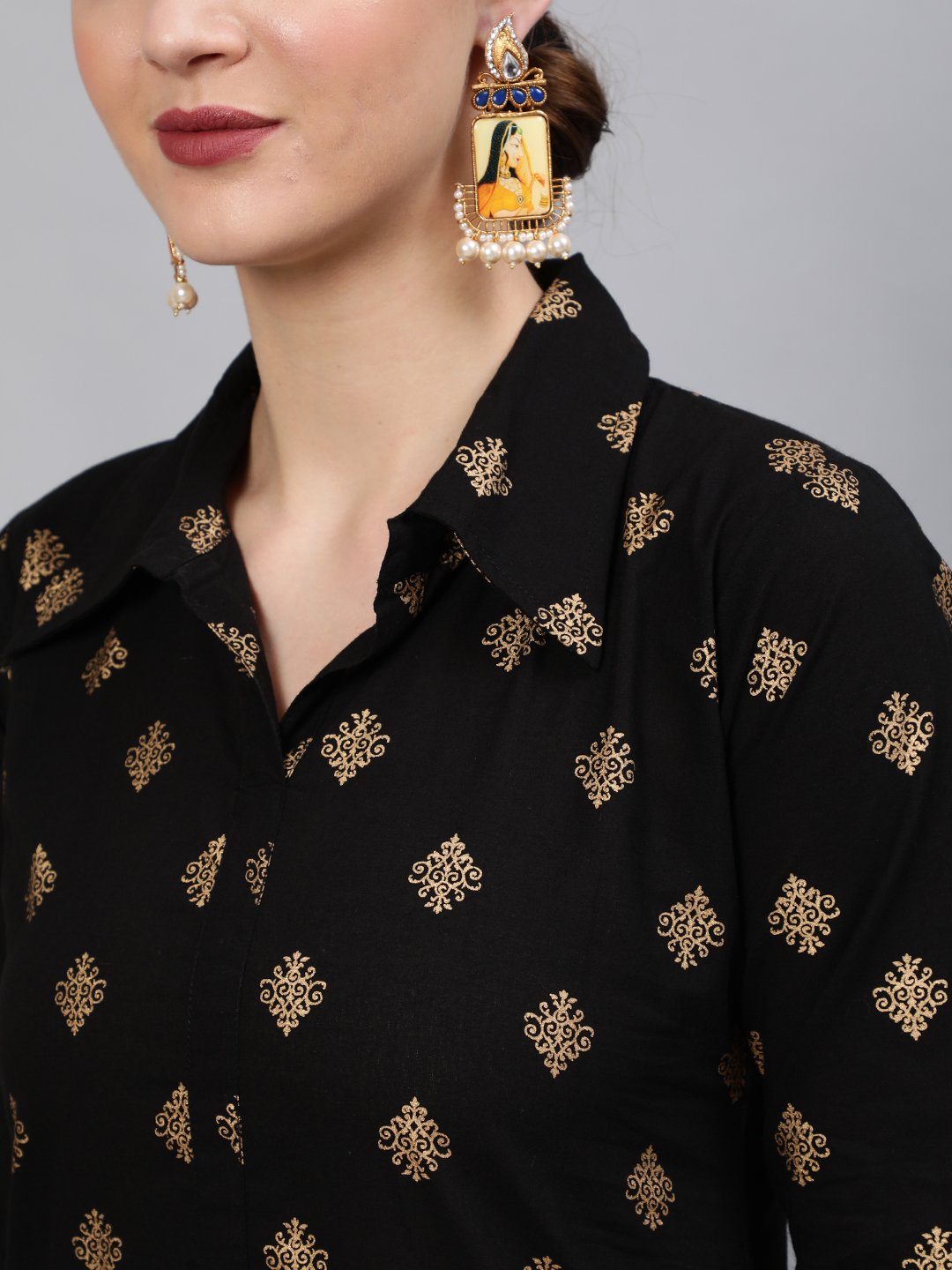 Women Black & Gold Printed Straight Kurta With Plazo | LASVINI - Redefining Indian Fashion with Elegance