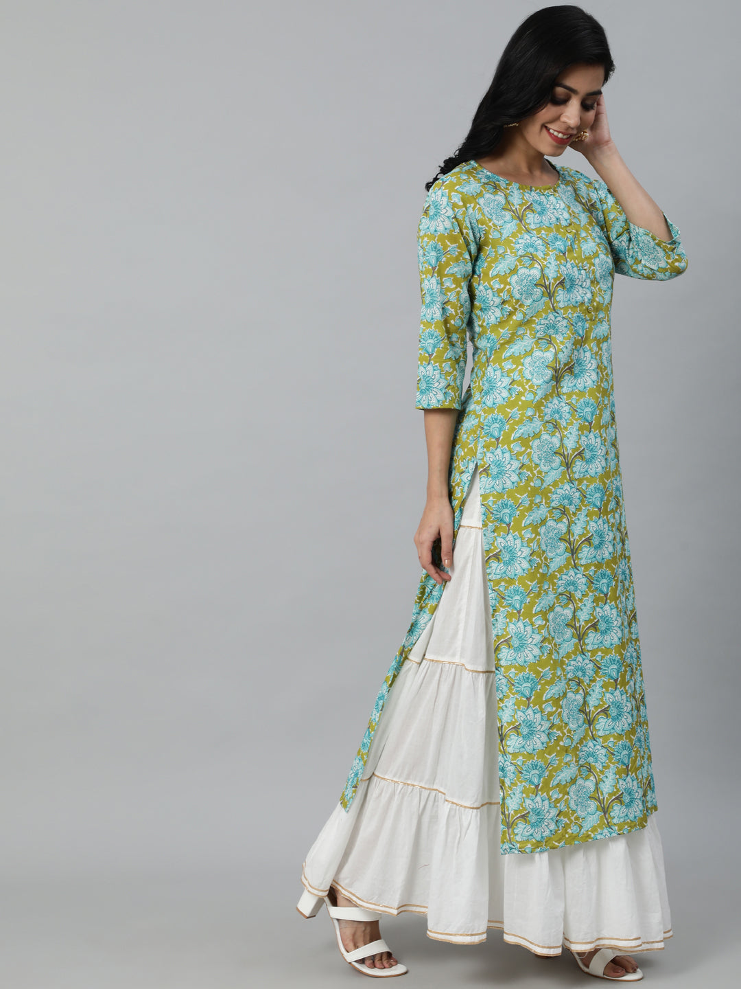 Women Green Floral Printed Straight Kurta With Three Quarter Sleeves | LASVINI - Redefining Indian Fashion with Elegance